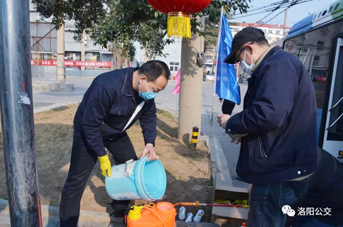 關(guān)鍵時刻，黨員挺身而出